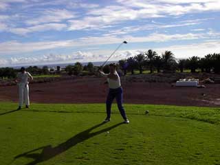 foto_golf5.jpg (9662 bytes)